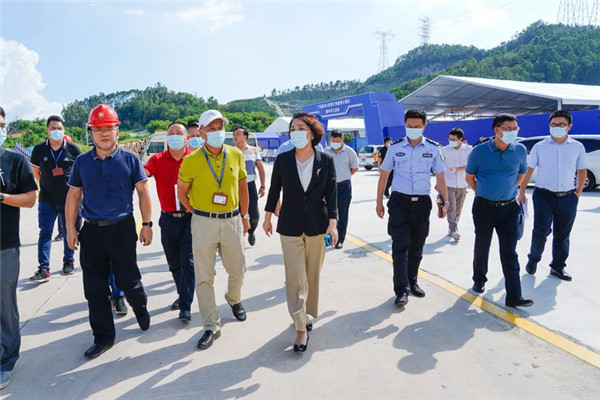 光明区彭颖同志带队检查全省第三季度重大项目集中开工活动筹备情况